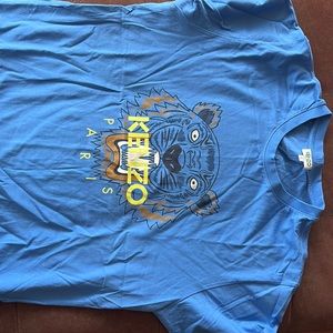 Kenzo blue tshirt regular fit size Large. Worn only 3 times.